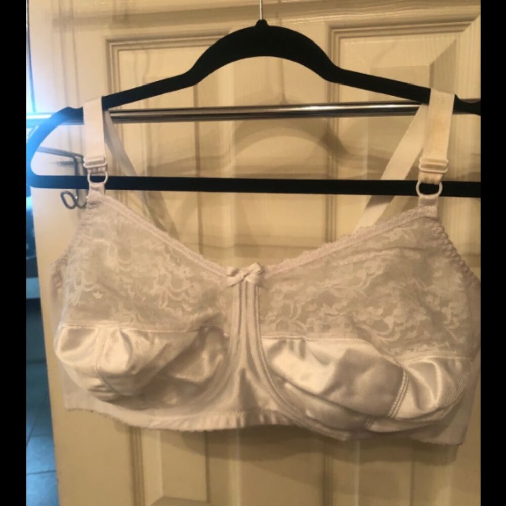 White Fancy Me Bra - Size 42DDD (F)